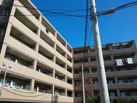 丸菱マイフェアコート新子安弐番館