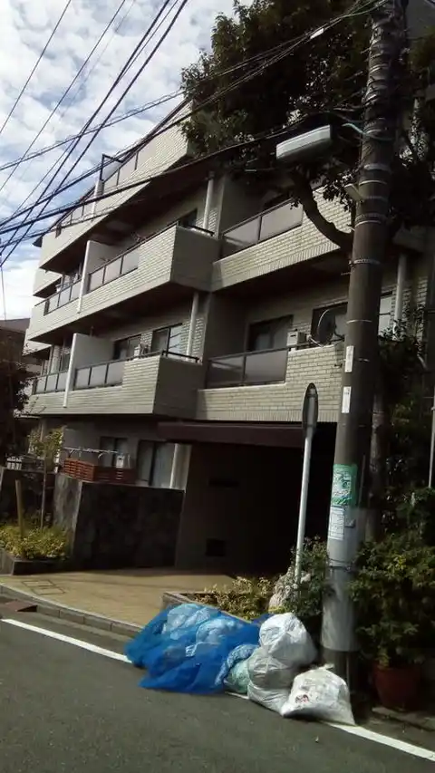 エイプリルヒルズ青葉台