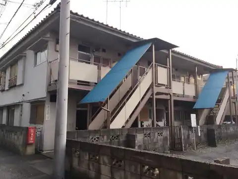 三上荘