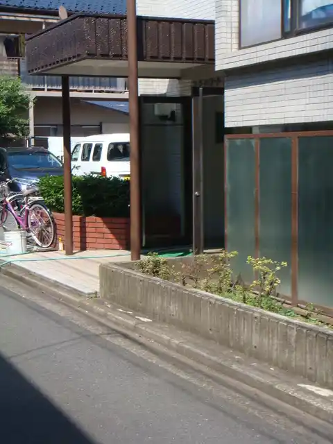 コートアコート秋山
