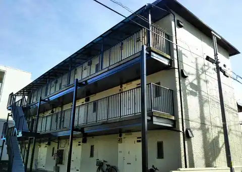 サン・シャレー西八壱番館