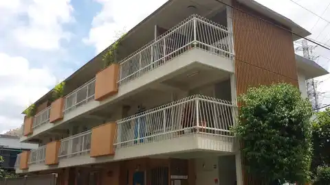 シャトル中町
