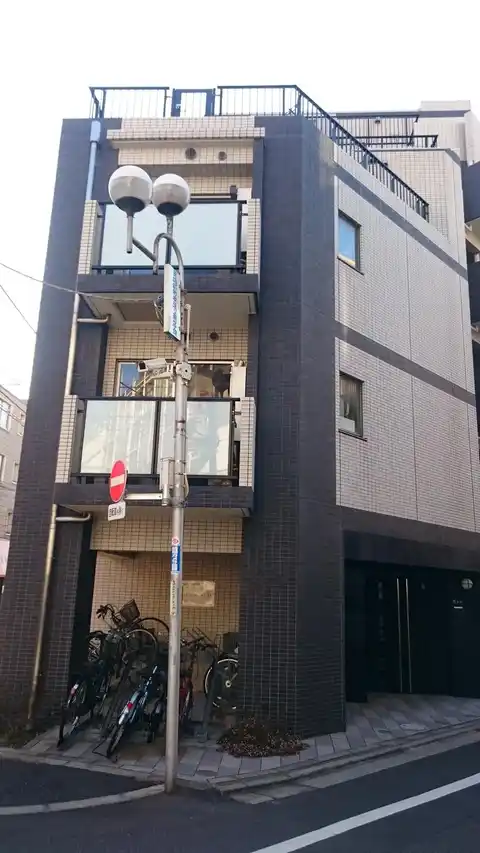 ローレル新町