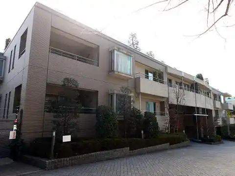 フェアロージュ南平台