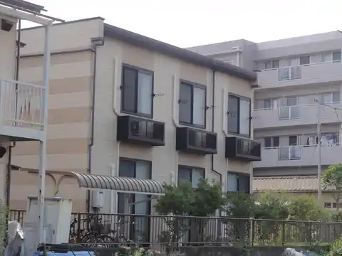 レオパレスフェニックス