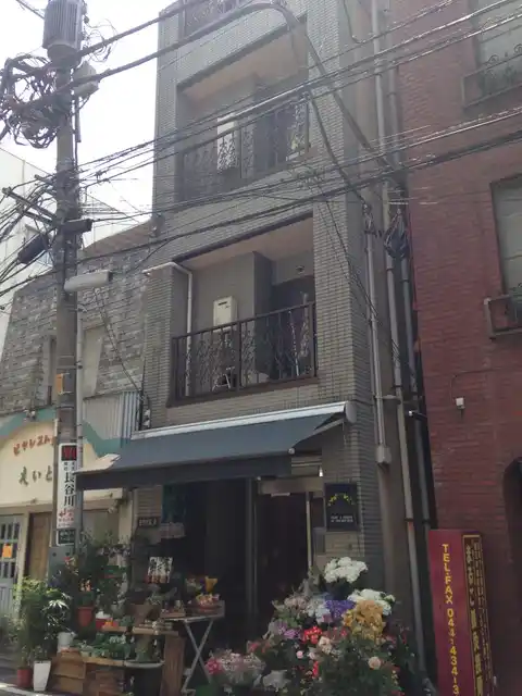 エンヨシビル