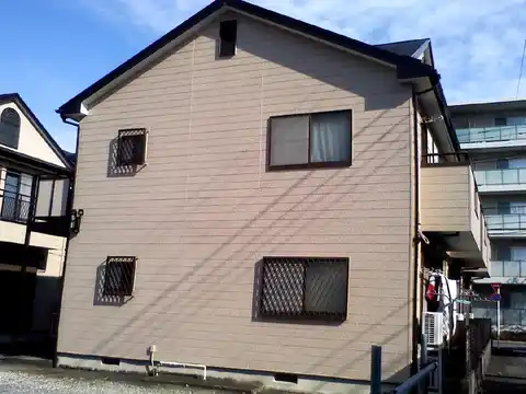 S・ラークタカ共和A