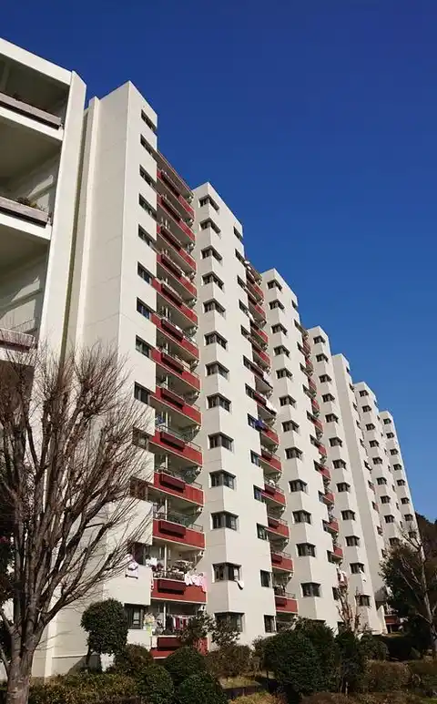 若葉台団地1-8号棟