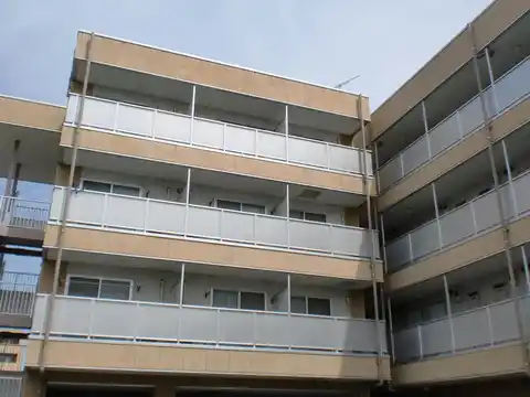 レオパレスひえだ