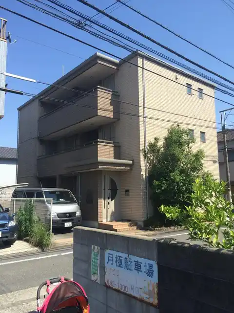 ウィステリア 元横山
