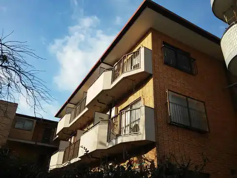 第1ハイツモンテ
