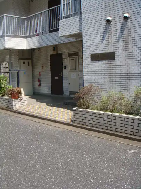 チェリームサシノ