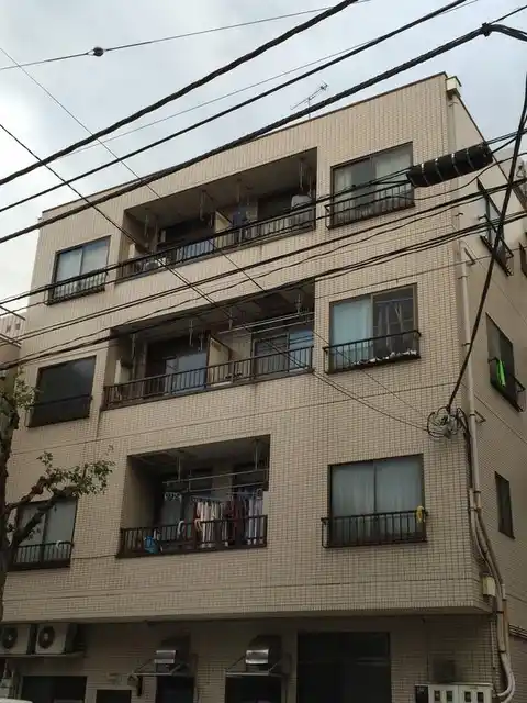 ハイツ飯島