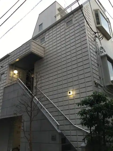 ラメールオカザキ