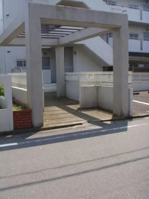 ハウス・ラピュタ