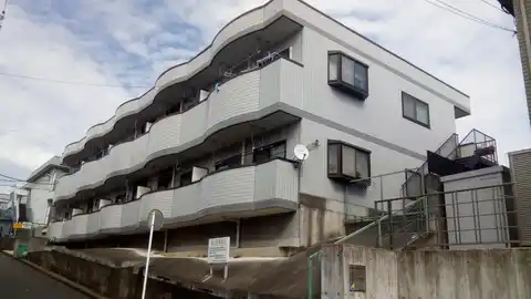 ラポルト青葉台