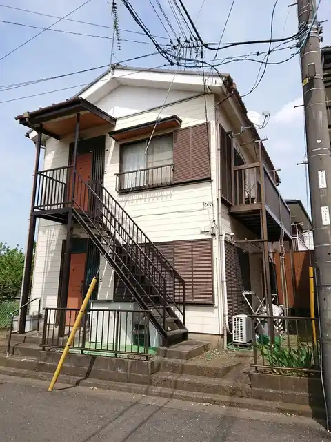 金子荘
