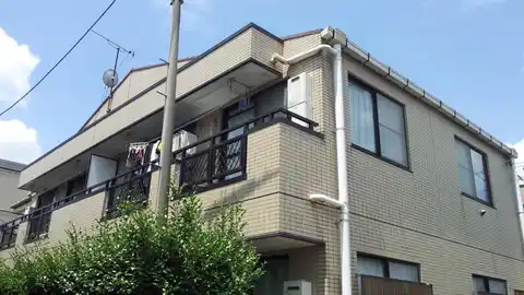メゾンドロリエールB