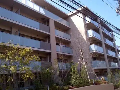グランスイート高田馬場諏訪の杜