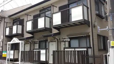 ヴァンハウス