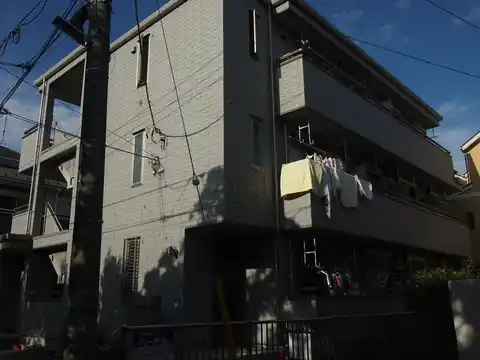 MAISON 仲