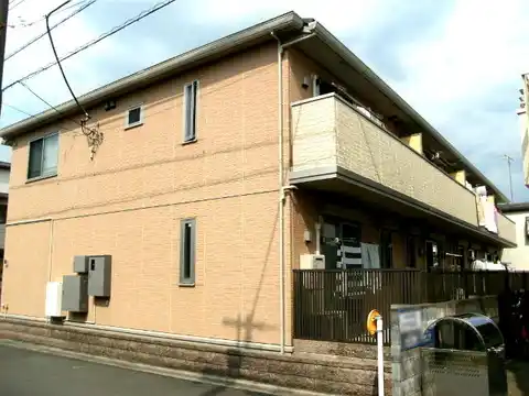 サンクモンタニア A棟