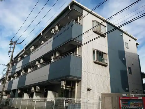 メゾン新鶴見