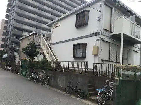 ファミーユミトミ