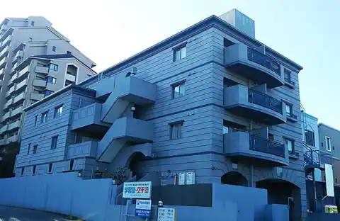 メゾンドピエール中川