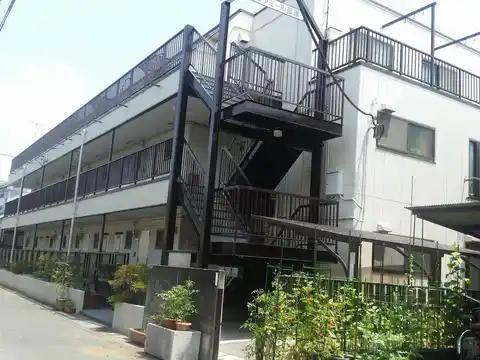 ファミール高津