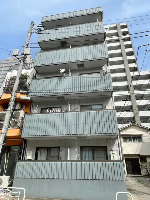 メゾンアカイシ