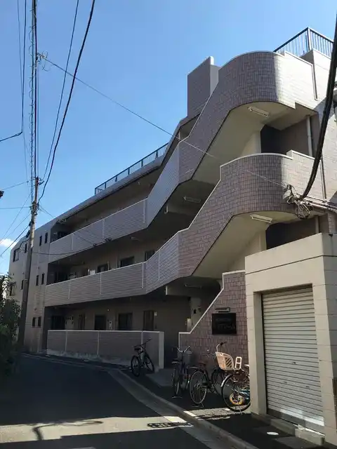 シュプレーム