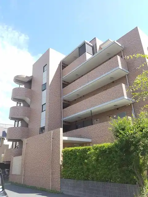 メゾン・ド・クラージュ