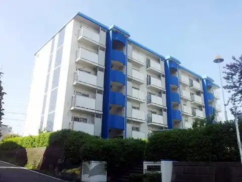 センチュリーハイツ6号館