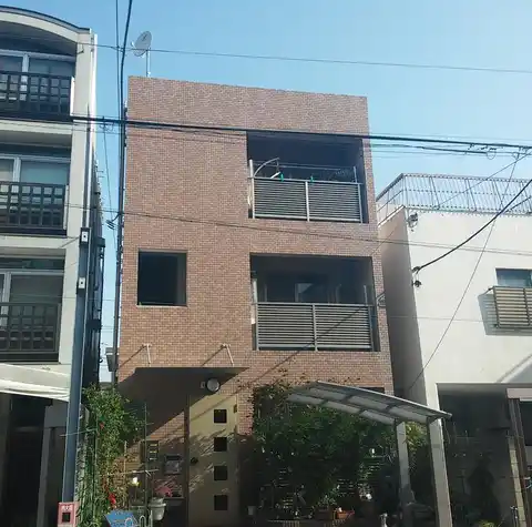 プリクラスナ国立
