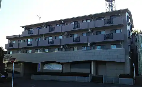 ロイヤル・パレス中川