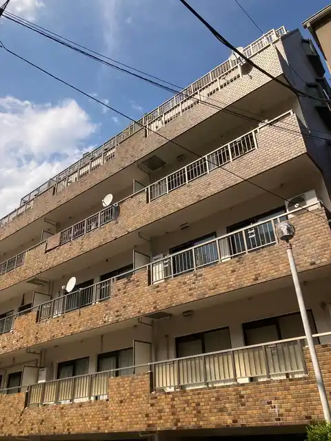 ボーン赤坂