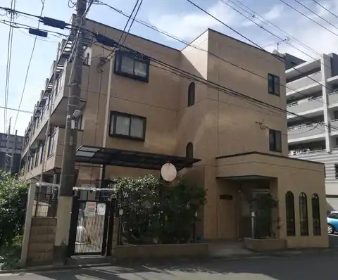 ラティーダ下並木