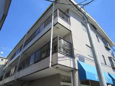 松谷アーバンレジーナA棟