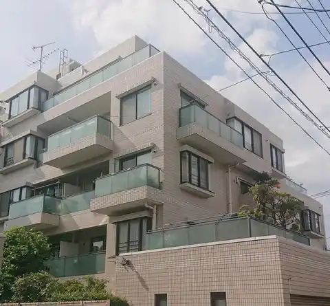 千早町ガーデンハウス