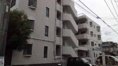 サリナス千代田