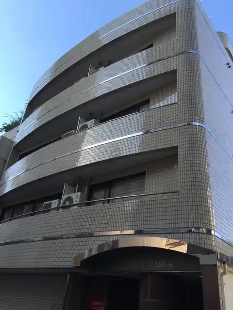 ラミアカーサ