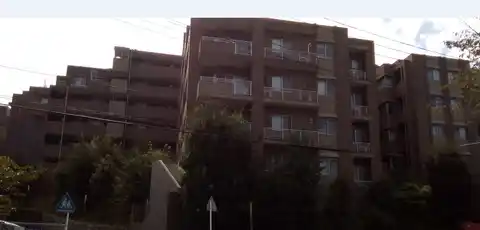 グランディスタ青葉台F棟