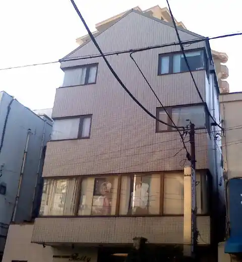ヤジマビル