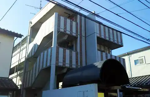 NAKA HOUSE