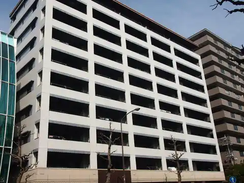 アデニウム横浜反町