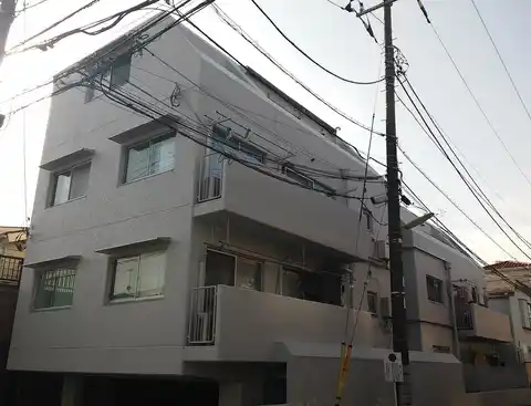 メゾン烏山