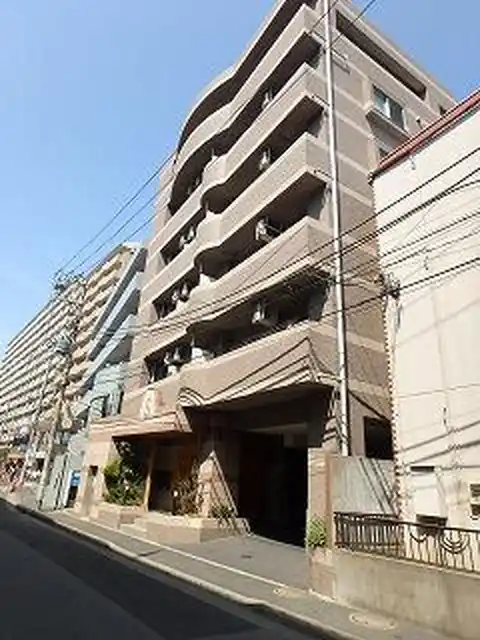 イーストパレス