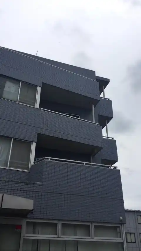 アストレアフォーレ末広高品