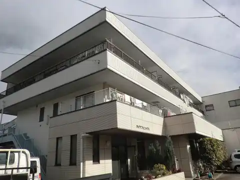 ハイツフェニックス